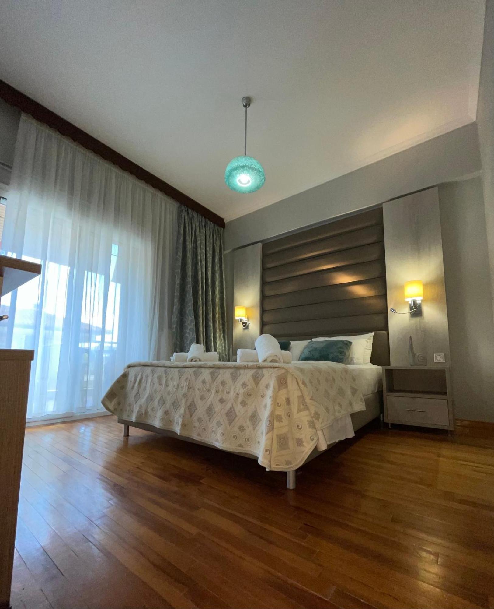 Maria Apartments Paralia Dionysiou Exteriör bild